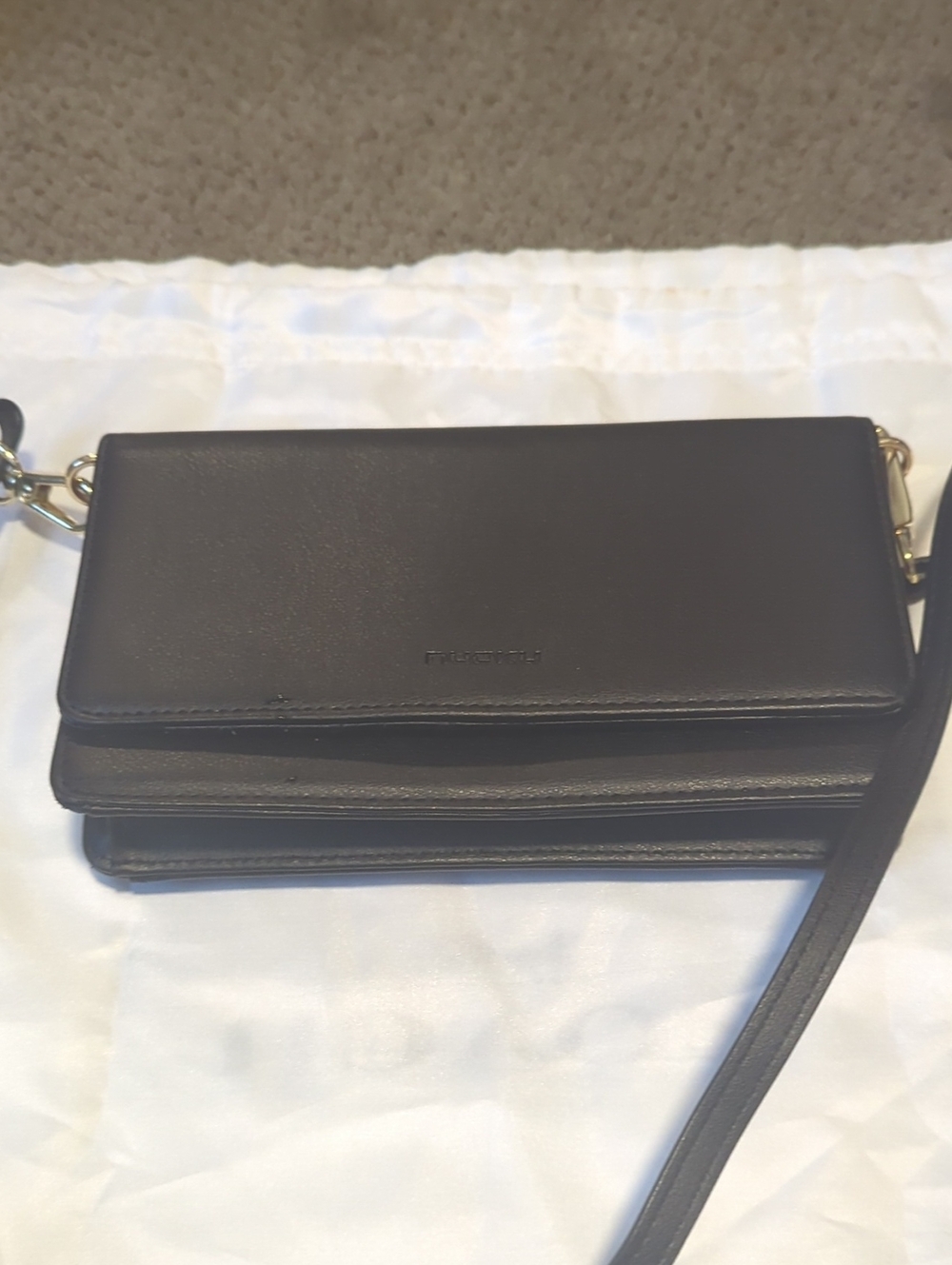 Minimal Crossbody Wallet - Black